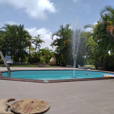 L'Aseta Paradise Grand-Bourg Kültér fotó