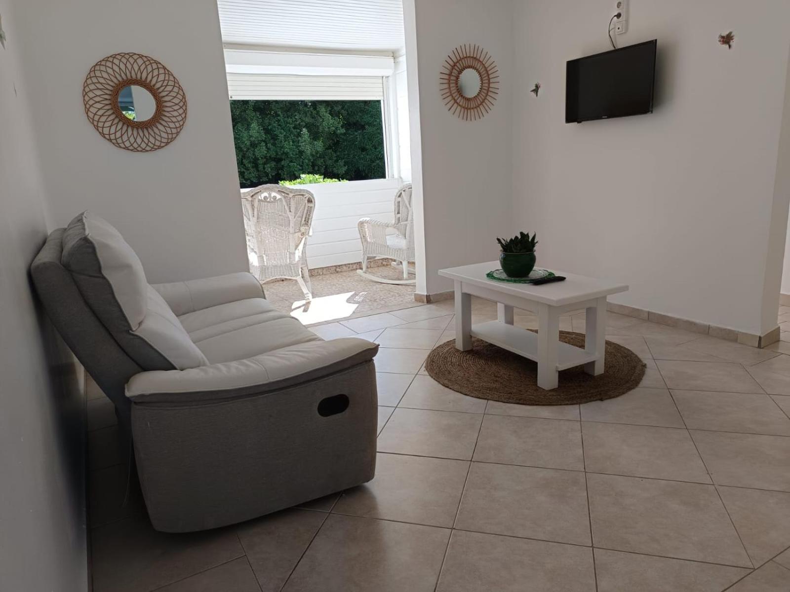 L'Aseta Paradise Grand-Bourg Kültér fotó